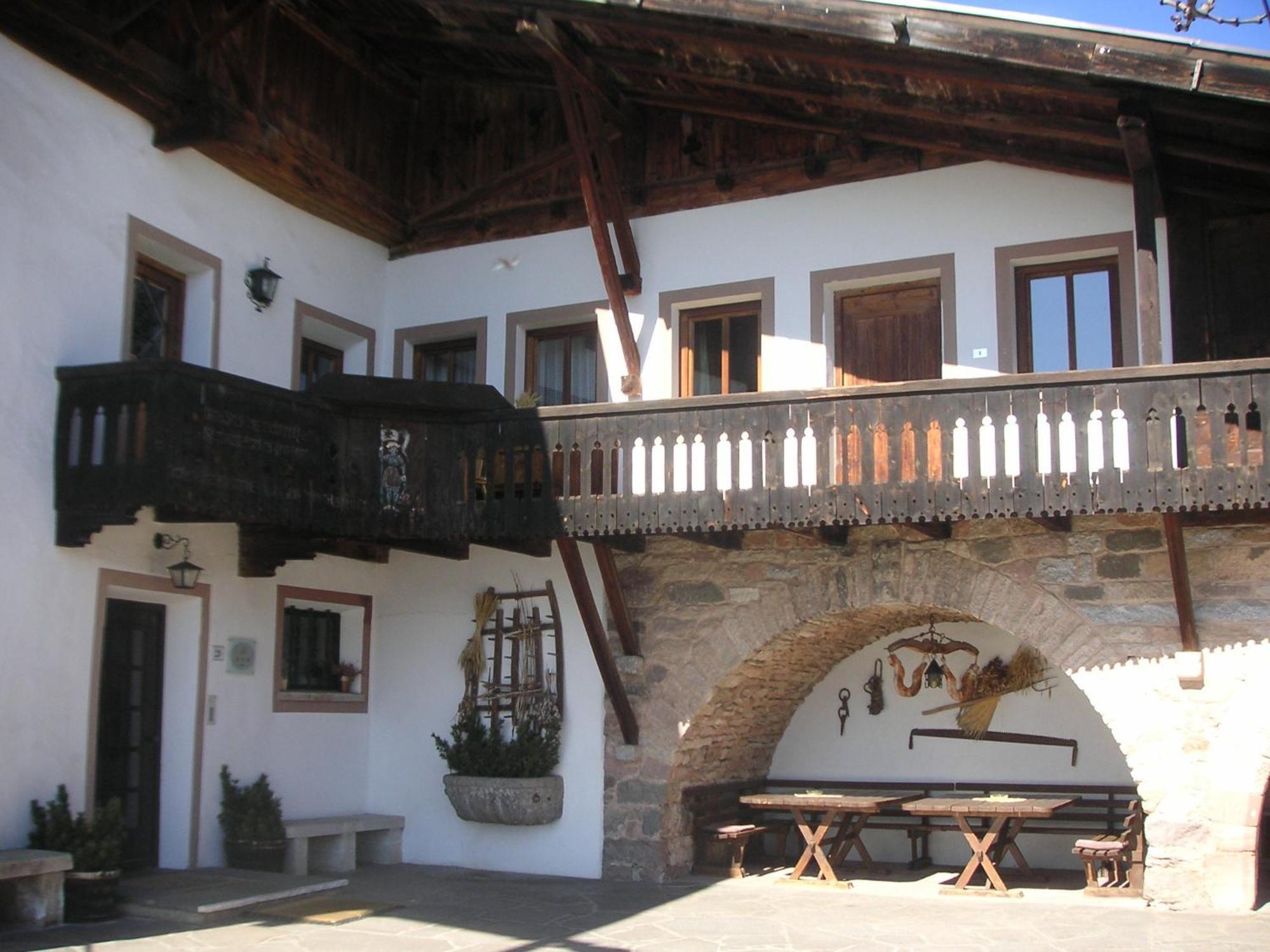 קוללבו Hotel Ansitz Kematen ***S מראה חיצוני תמונה
